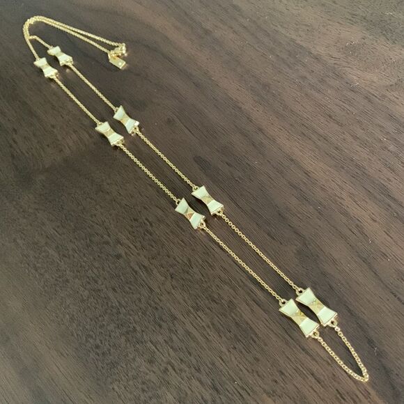 KATE Spade enamel/gold bow gold tone chain necklace - Picture 2 of 10